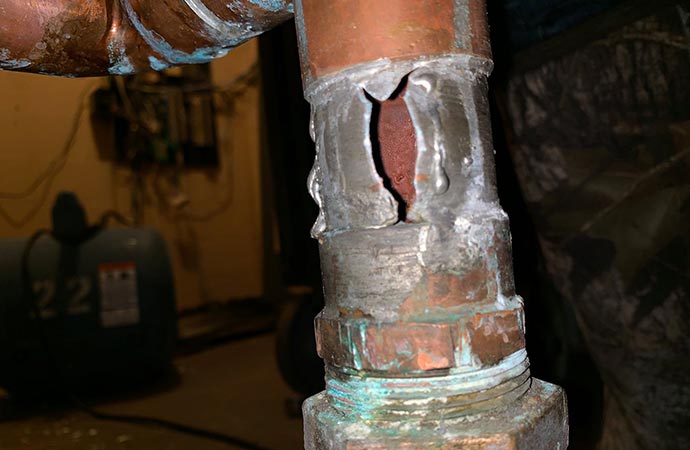 frozen burst pipe